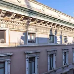 Retreats Duomo Beauty & Apartamento Milão