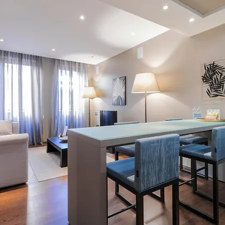 Retreats Duomo Apartment Milan